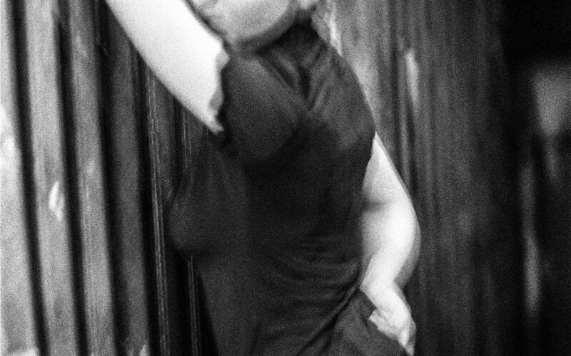 Underground - Anne - Paris - 2004