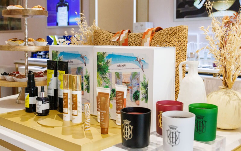 Création du coffret cadeau illustré pour Sisley Paris - July On The Moon