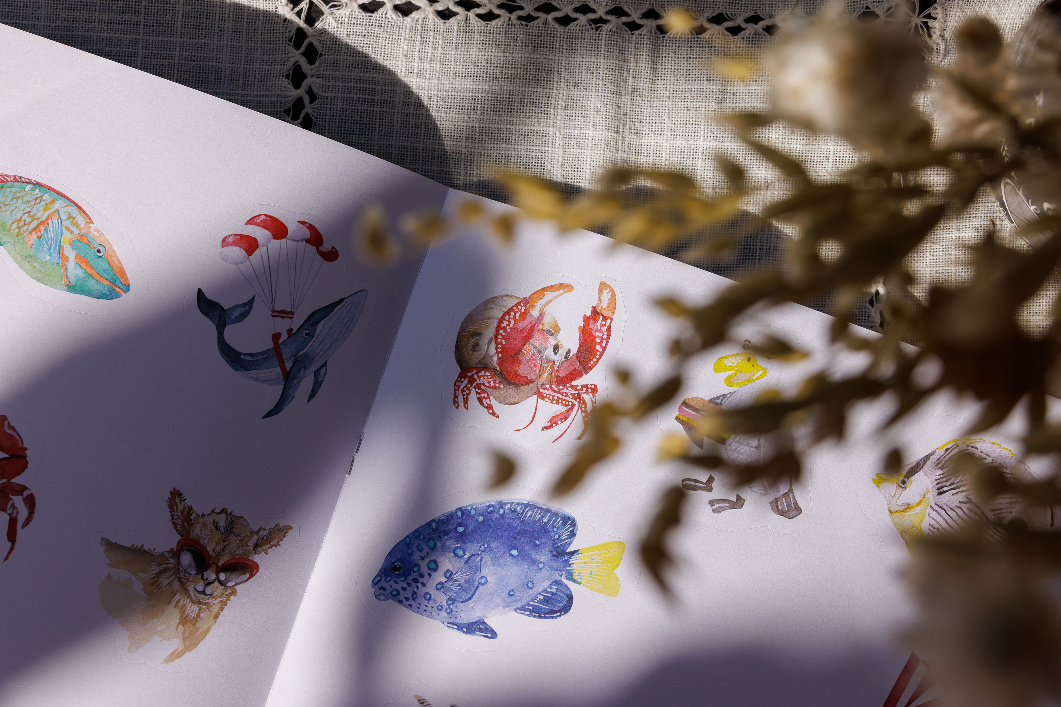 Carnet de coloriage pour l'Eden Rock St Barths - July On The Moon.