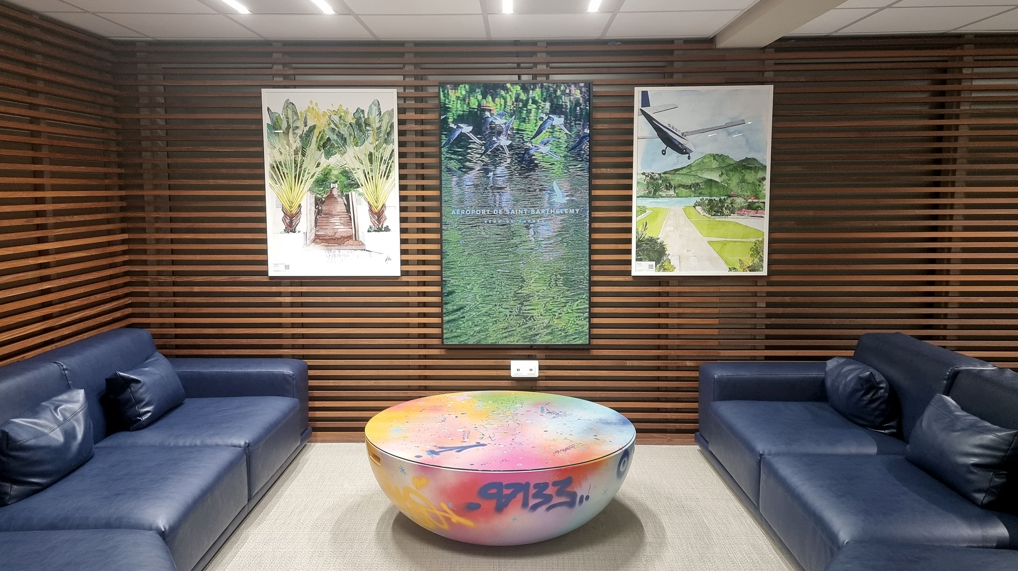 Exposition « Watercolor » à l’aéroport Remy de Haenen de Saint-Barthélemy – Moon St Barth Exposition « Watercolor » à l'aéroport Remy de Haenen de Saint-Barthélemy - Moon St Barth
