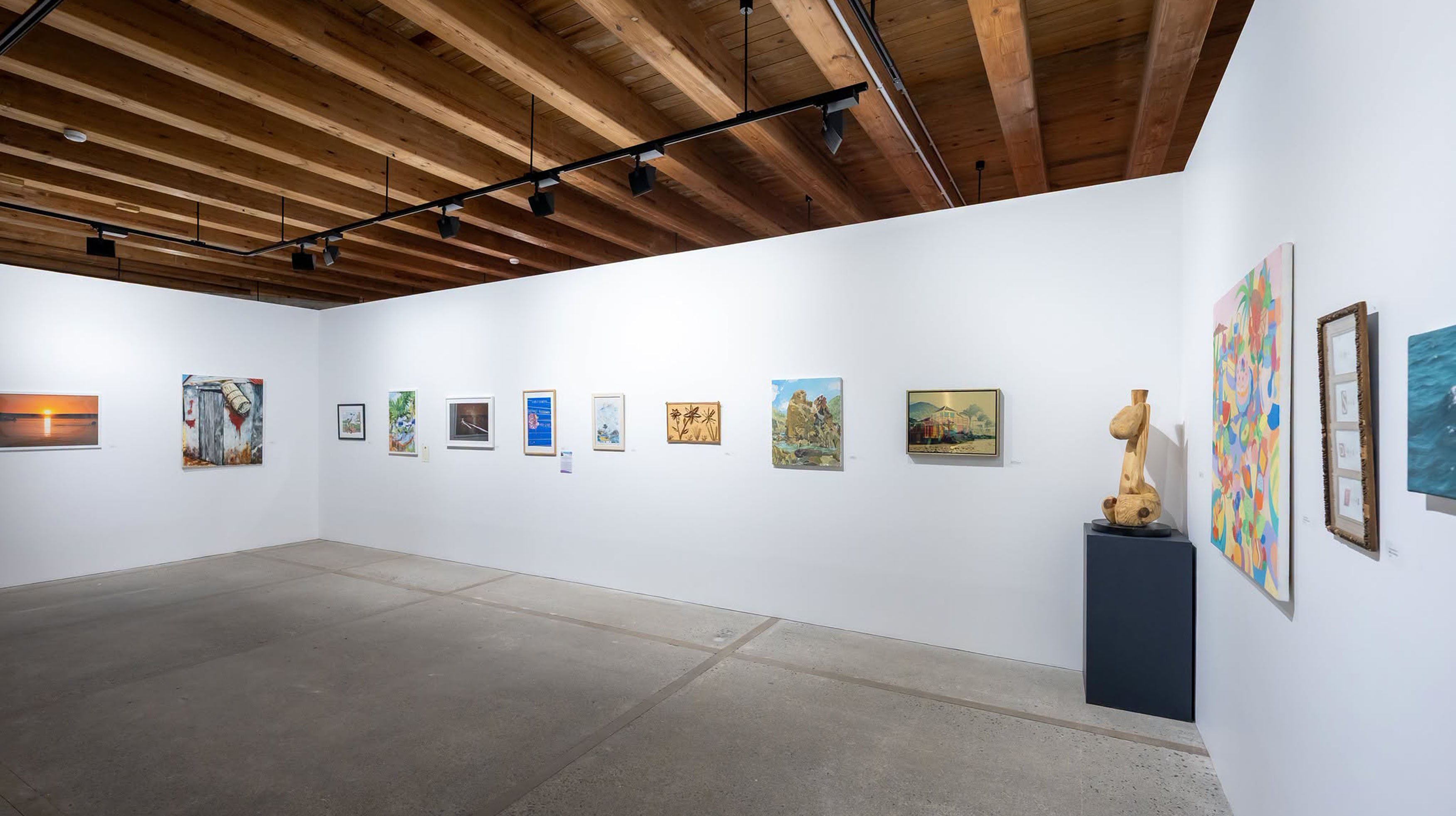 Exposition du « Salon des Artistes 2026 » au Musée Wall House de Saint-Barthélemy - July On The Moon